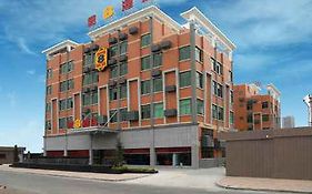 Super 8 Hotel Xiamen Tongan Cheng Nan